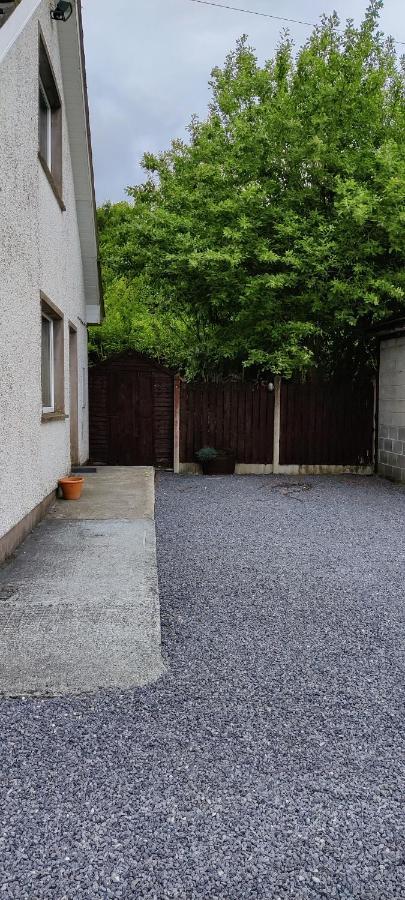 Clonandra Cottages Belturbet Exterior photo